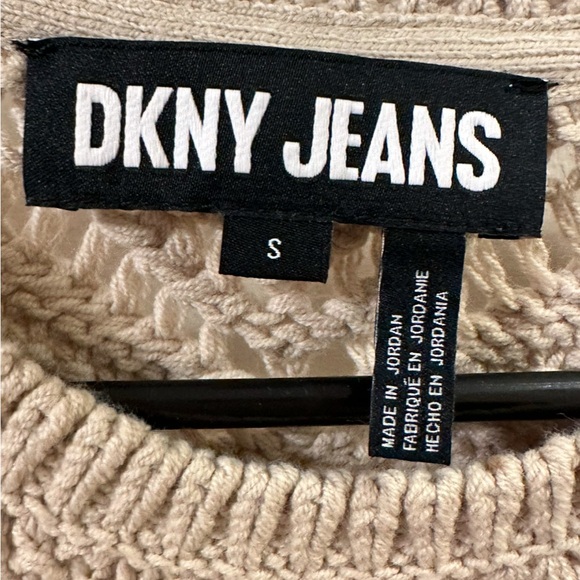 NWOT DKNY Jeans Beige Knit Sleeveless Top - Picture 3 of 7
